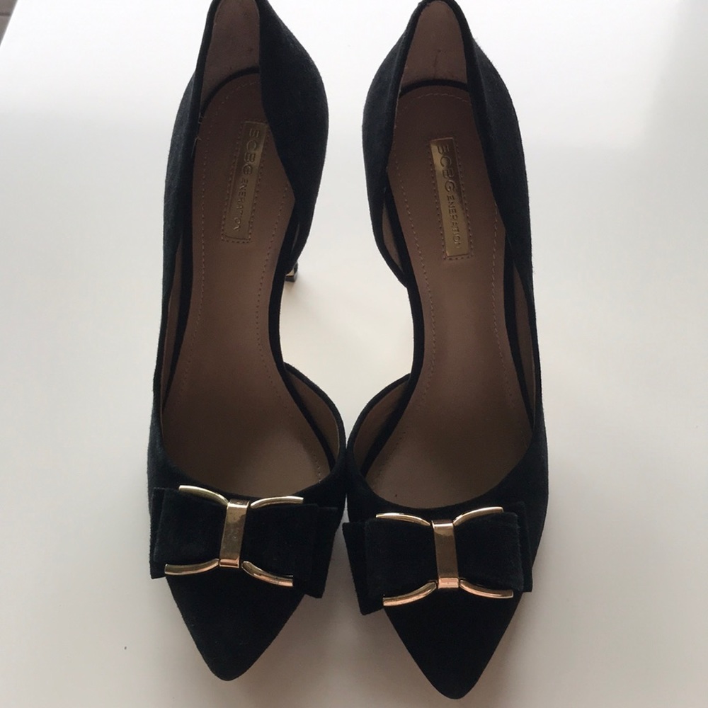 BCBG Black Bow Heels - Picture 3 of 4